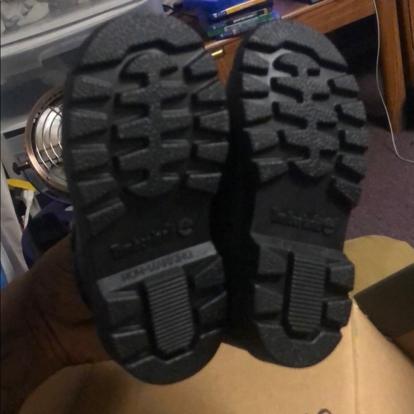 Size 6 toddler’s/ petits 3eye chukka blk smooth - Picture 3 of 5